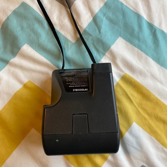 Polaroid Camera - Picture 2 of 3